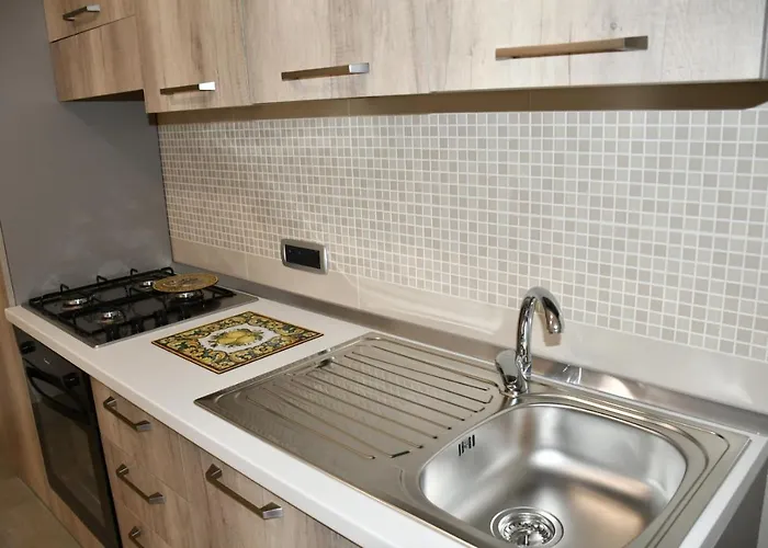 Amuni * 特拉帕尼